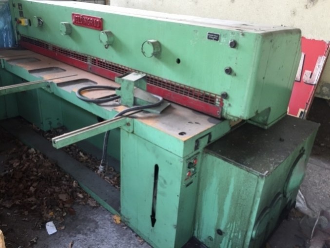 MM5/2500 tabulové nůžky, vyrobené v roce 1980