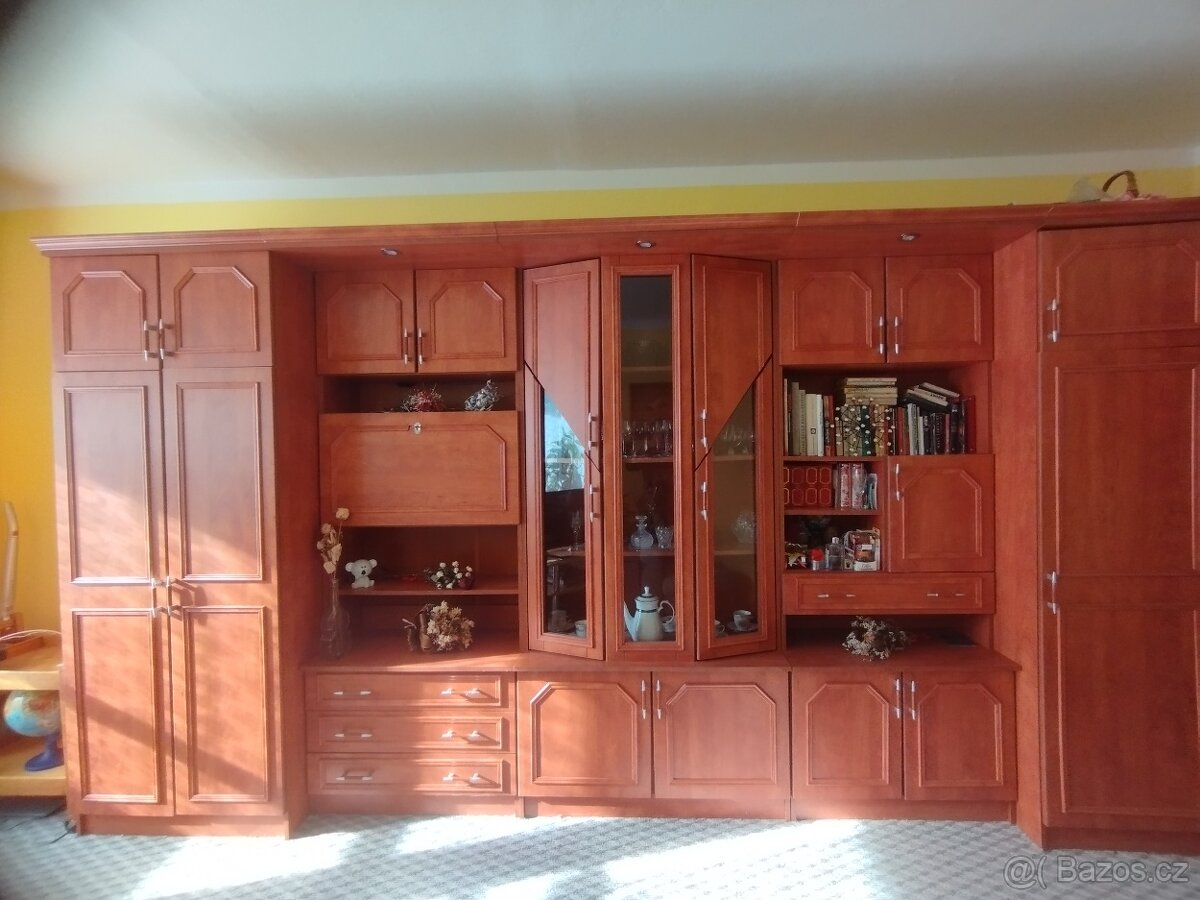 Hnědá obývací stěna 5 části