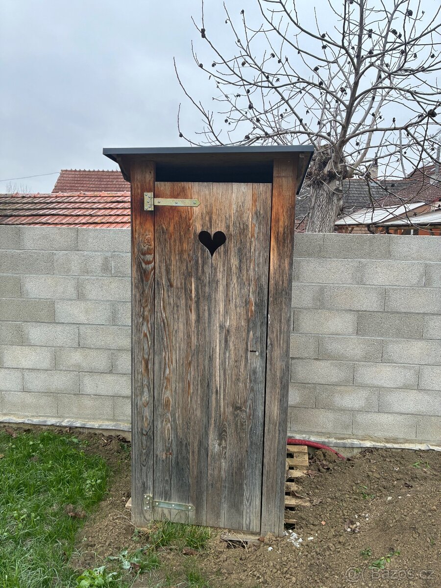 Kadibudka,suché WC
