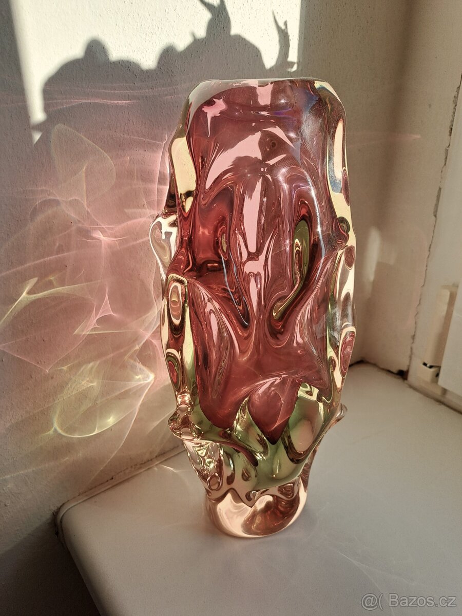 Jan Beranek-URANOVA VAZA 28CM.