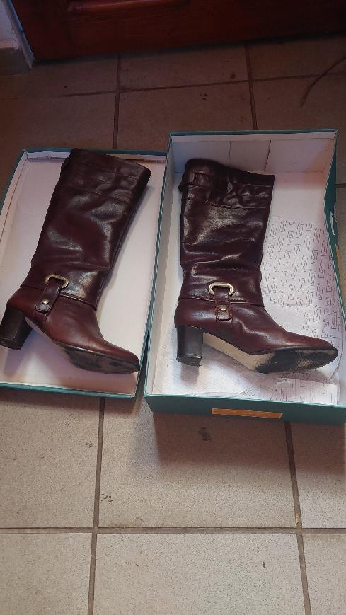 Kožené kozačky č. 39