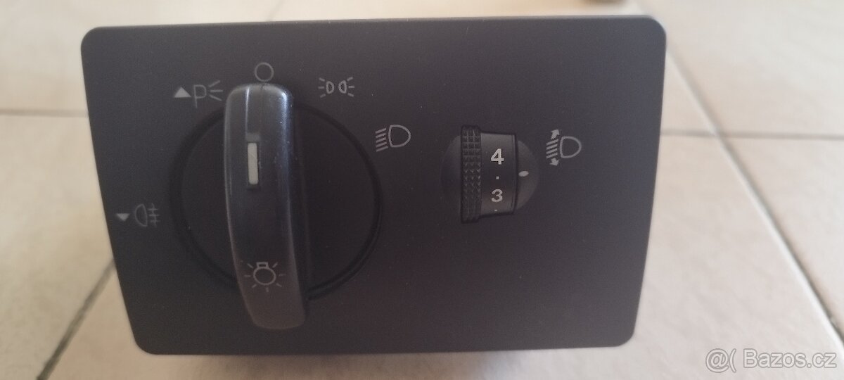 Ovládání svetel Ford Focus mk2