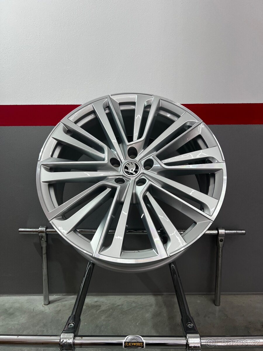 Enyaq skoda r21 aquarius top