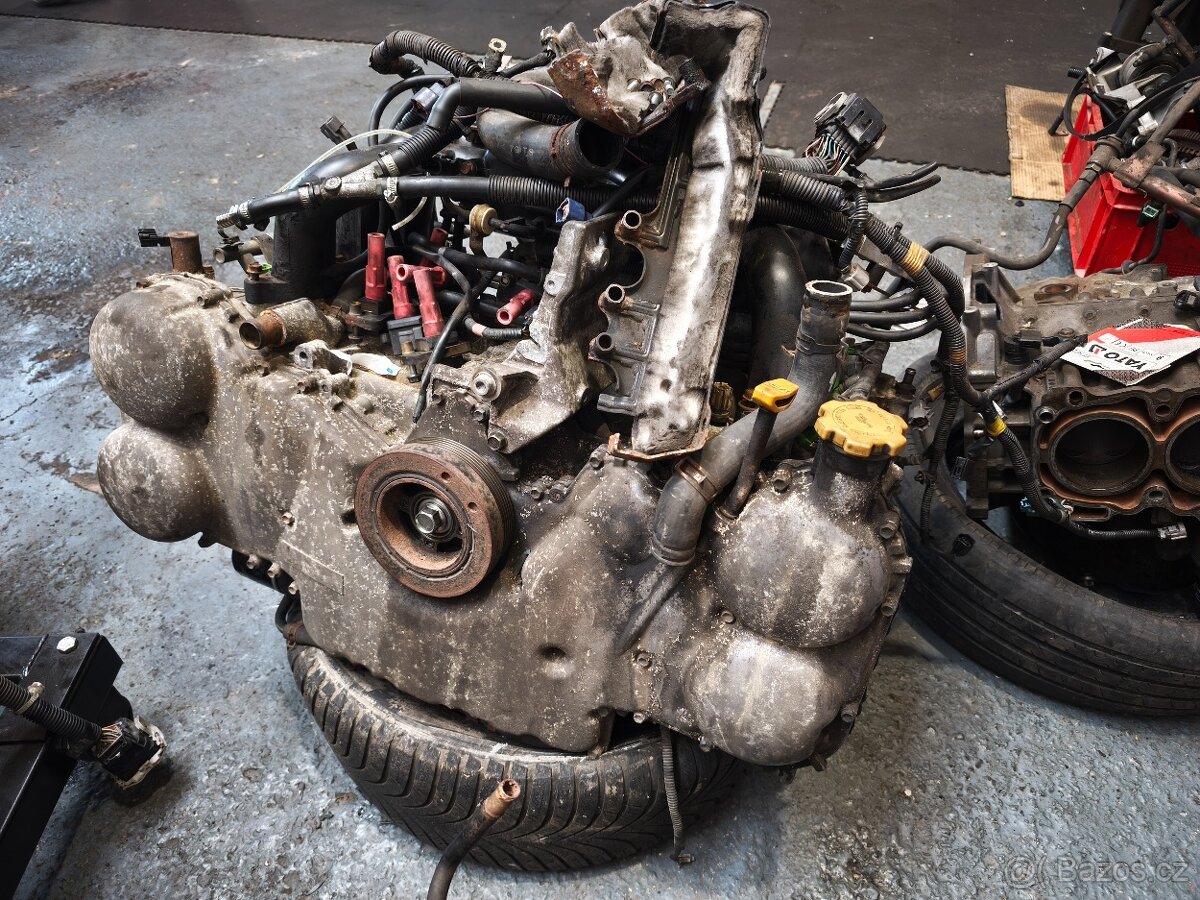 SUBARU motor H6 - EZ30 - 154kw