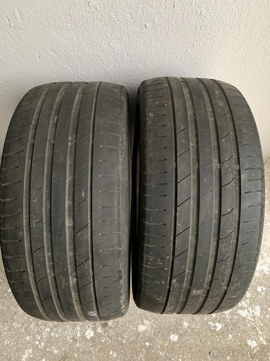 Letní pneu 245/40/18 Nexen