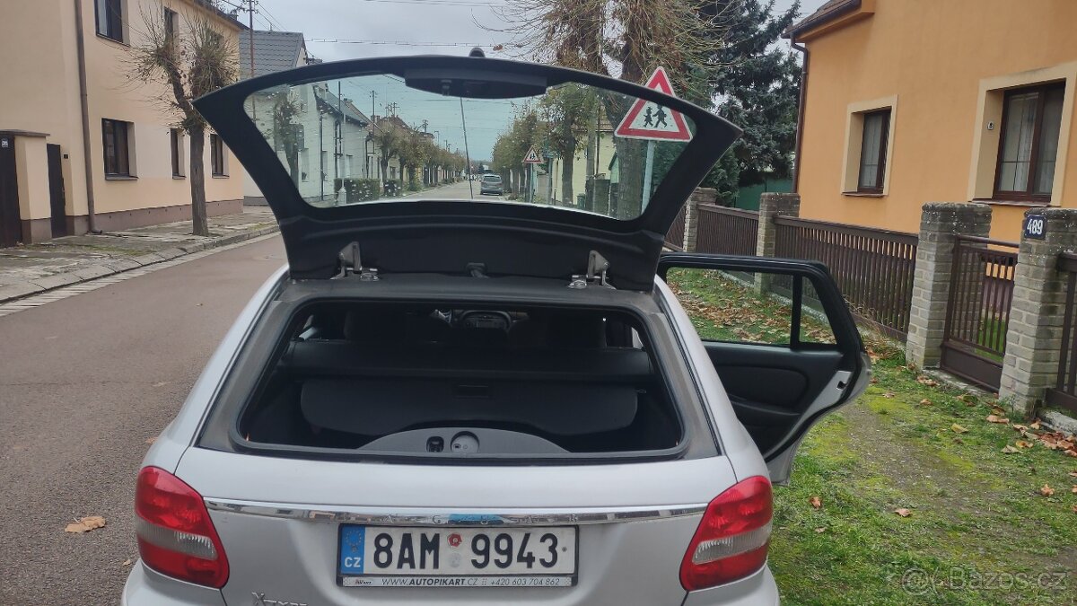 Jaguar X Type kombi 2, 0 96kw