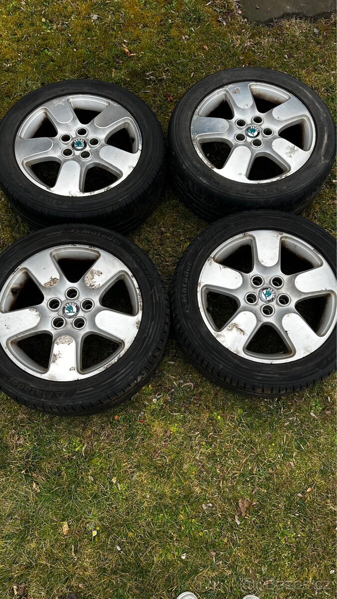 Kola Octavia 2 225/50R17