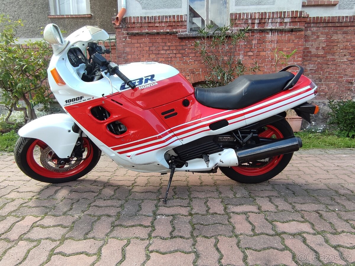 Honda CBR 1000F
