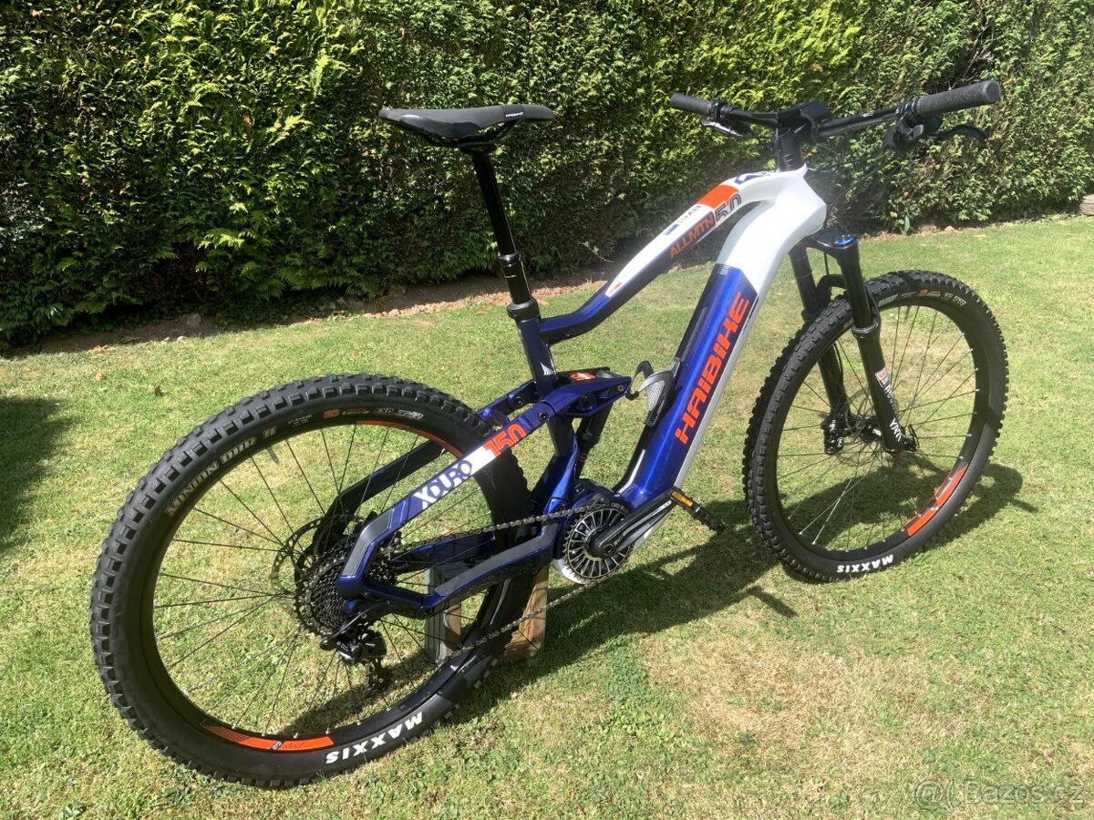 Haibike Xduro 5.0 Flyon najeto 2400km velikost L 2x baterie