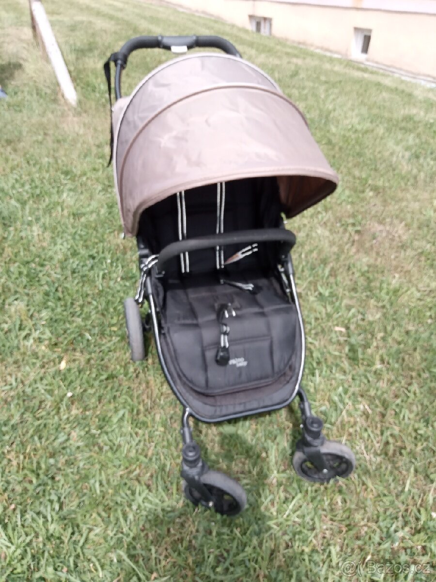Kočárek Valcobaby Snap4
