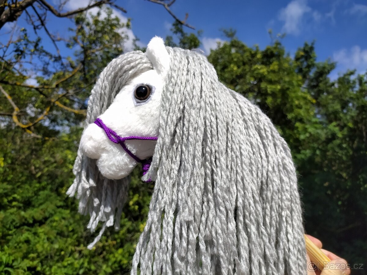Hobby horse kůň na tyči
