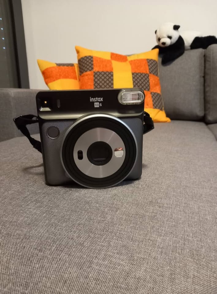 FUJIFILM Instax Square SQ6