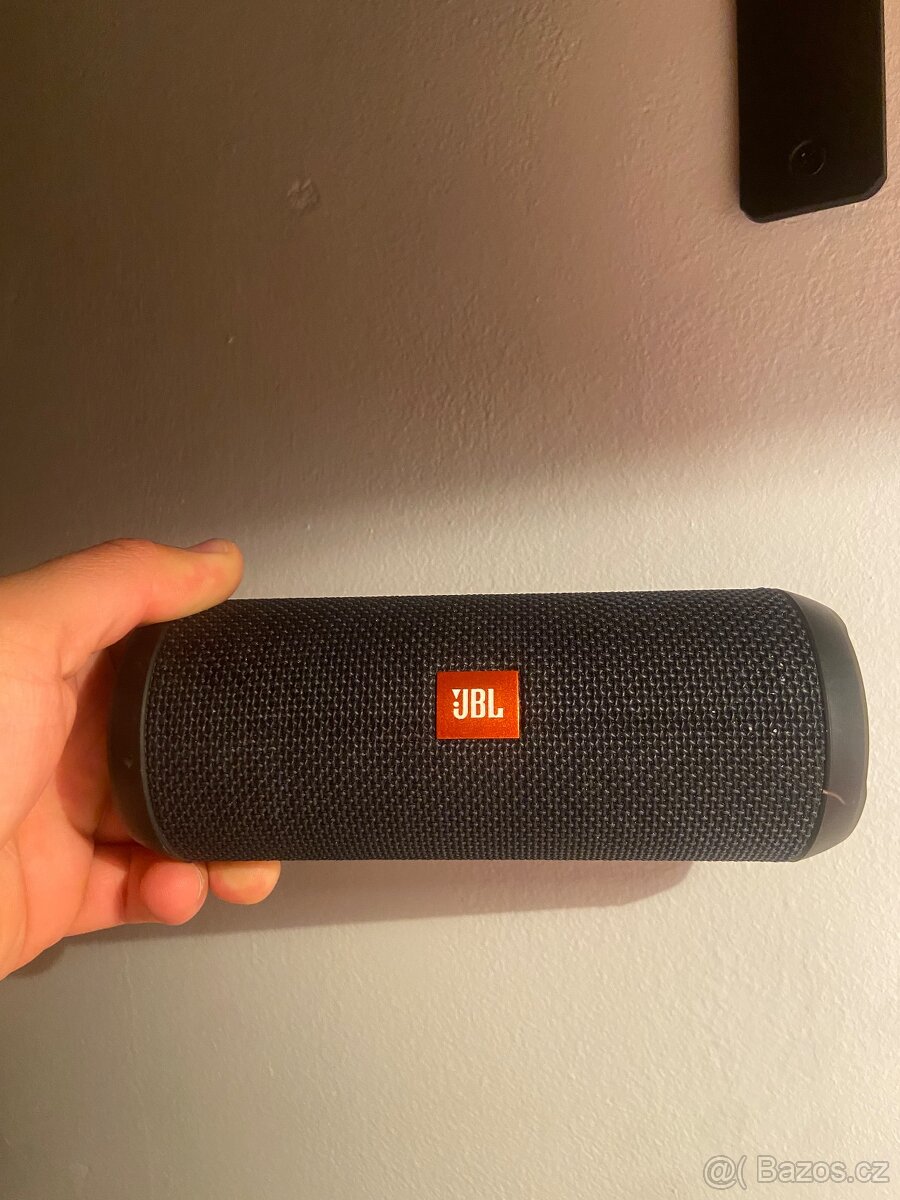 JBL flip 3