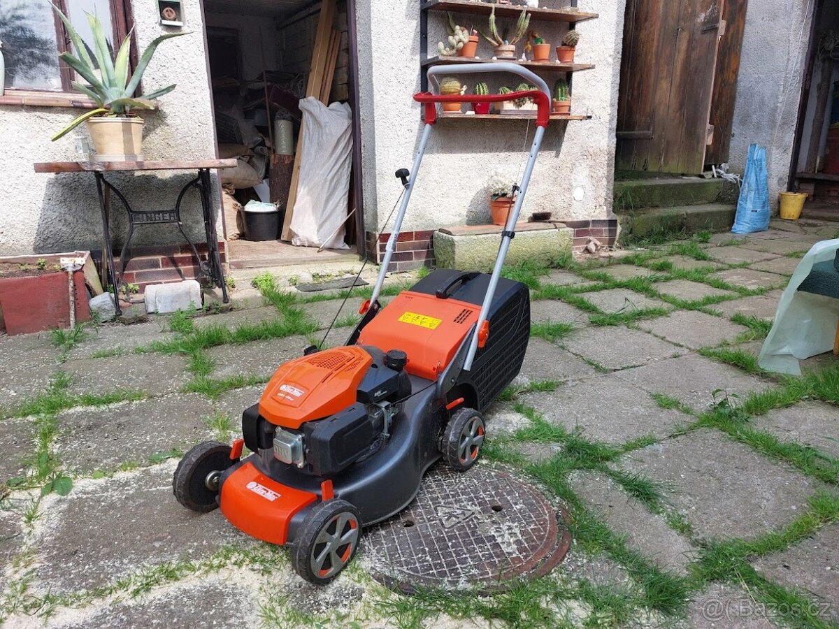 Benzínová sekačka Oleo-Mac K 605-139 cc