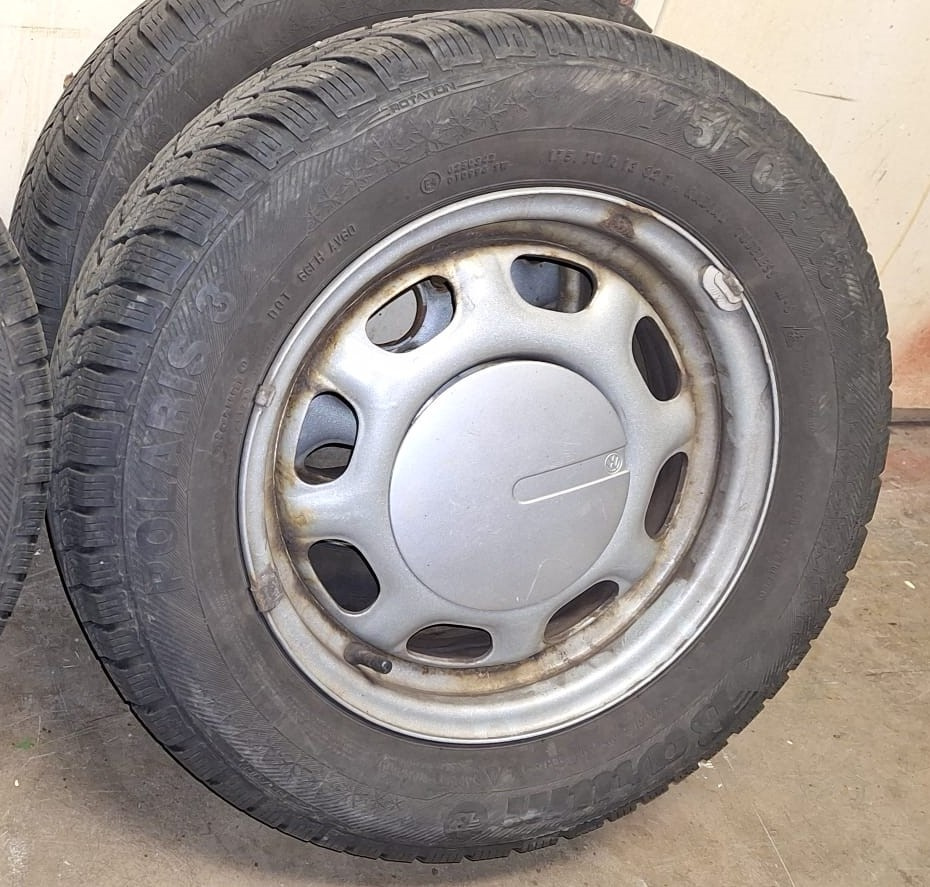VW Volkswagen Golf III 3 original disky 175/70 R13