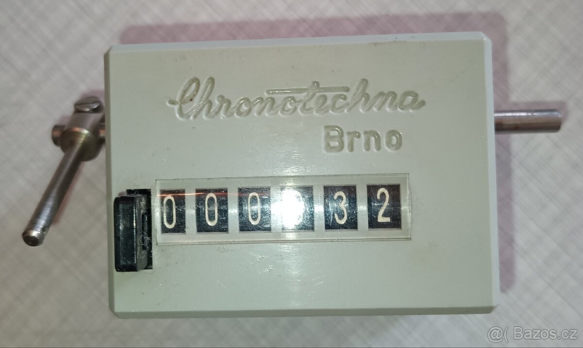 Počítadlo zdvihu v top stavu. Nové nepoužité.