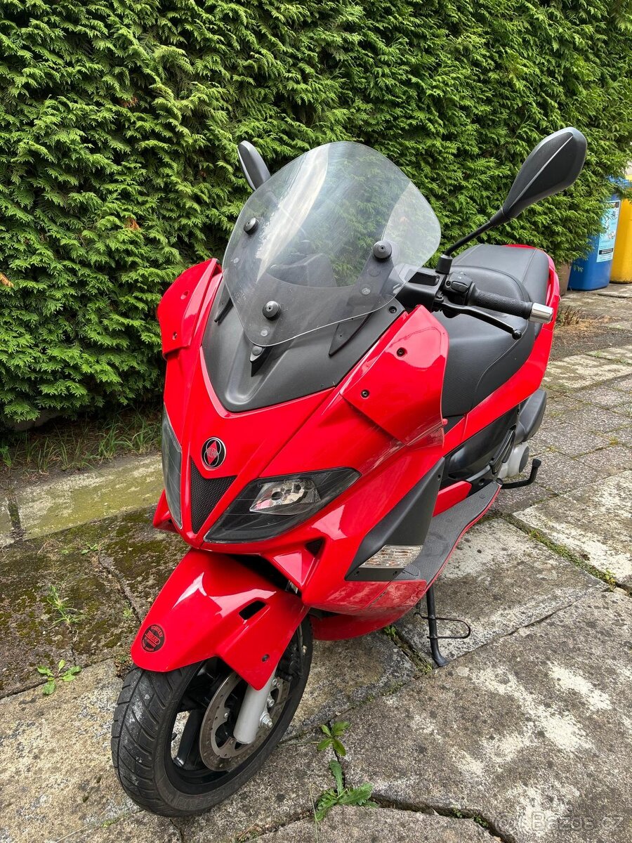 Gilera Nexus 250