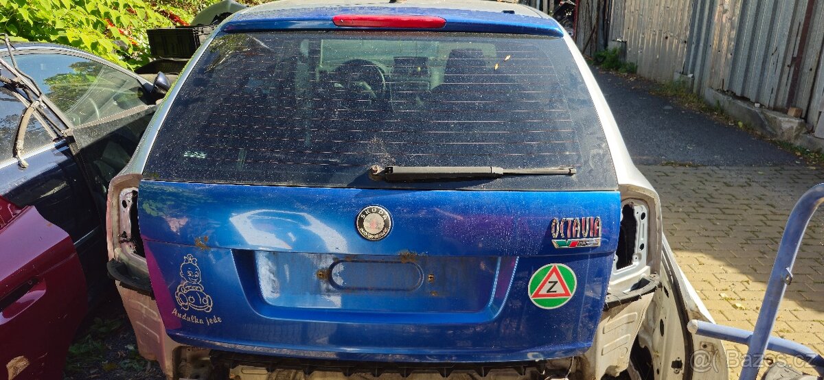 Zadni okno kufru skoda octavia II combi