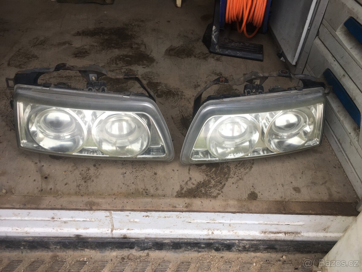 Světla Civic 4g Crx