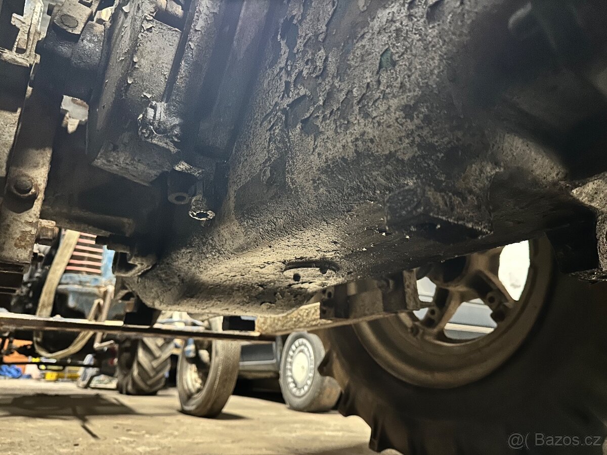 Zadní část Zetor 25N