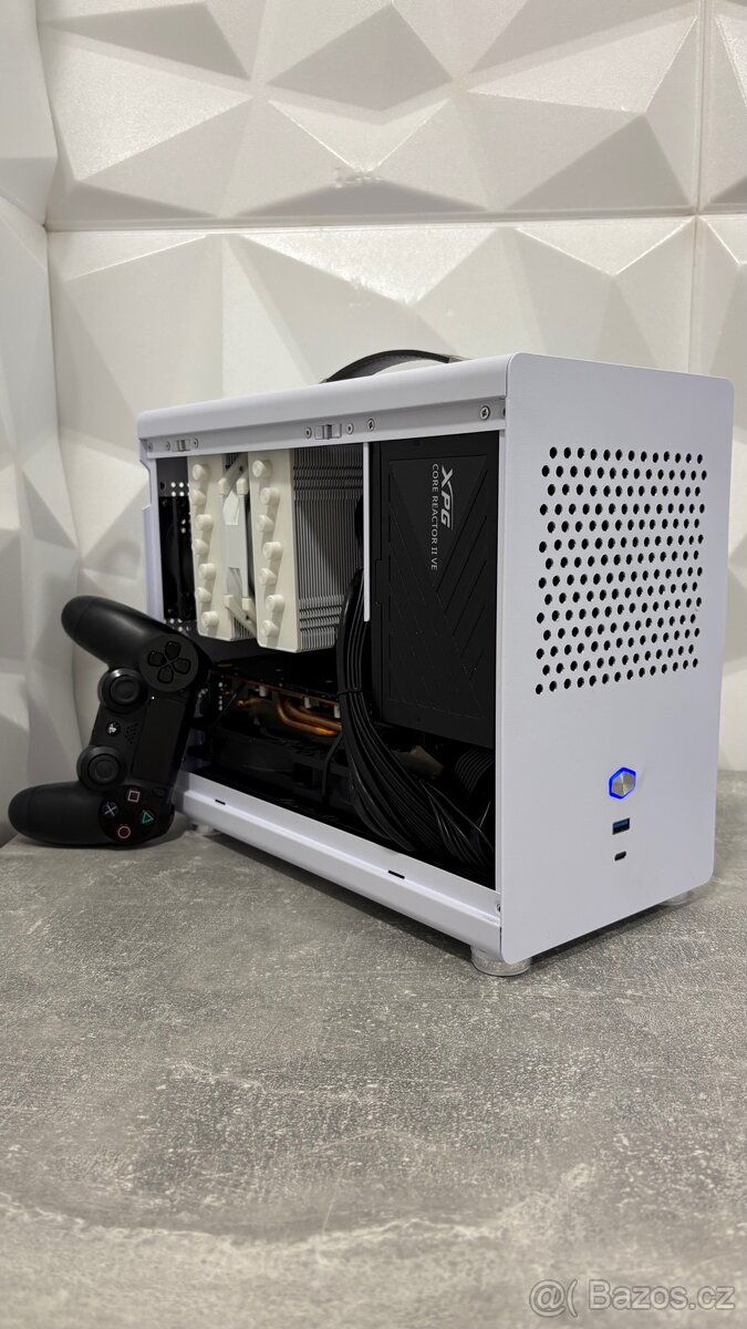 Herní ITX PC RYZEN 5 3600 / RX 5700XT / DDR4 16GB /