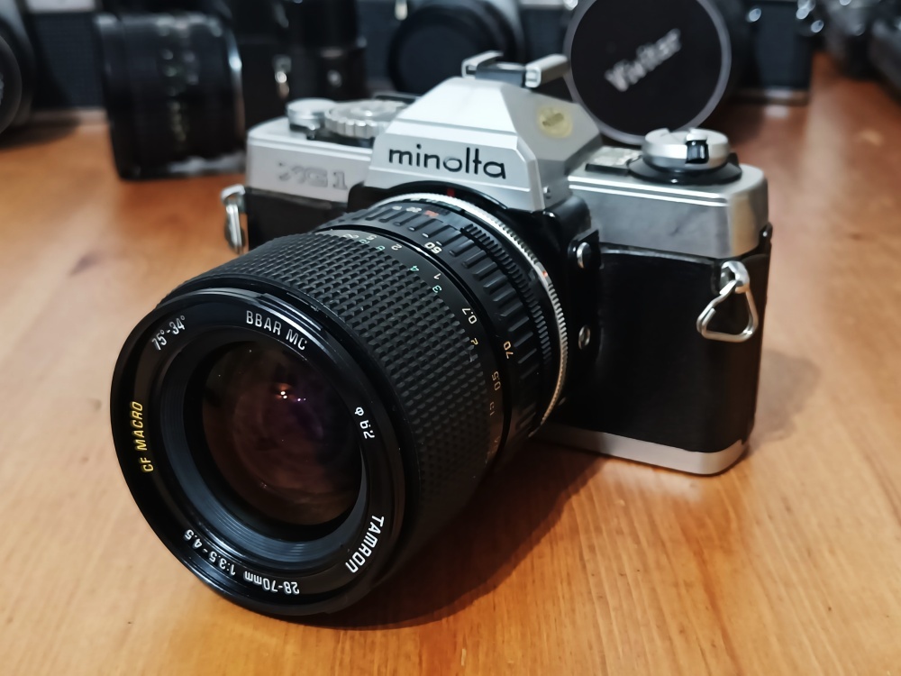 MINOLTA XG 1 (Tamron 28-70mm CF Macro) - 1977