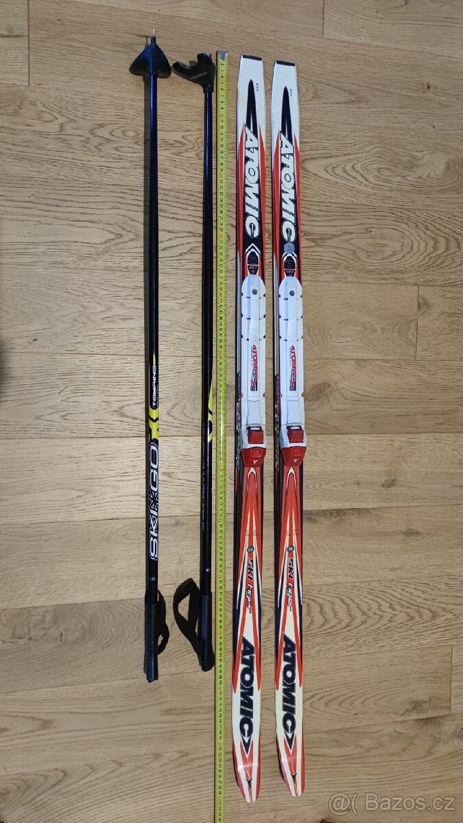 Dětské běžky ATOMIC, 130 cm + hůlky 105 cm