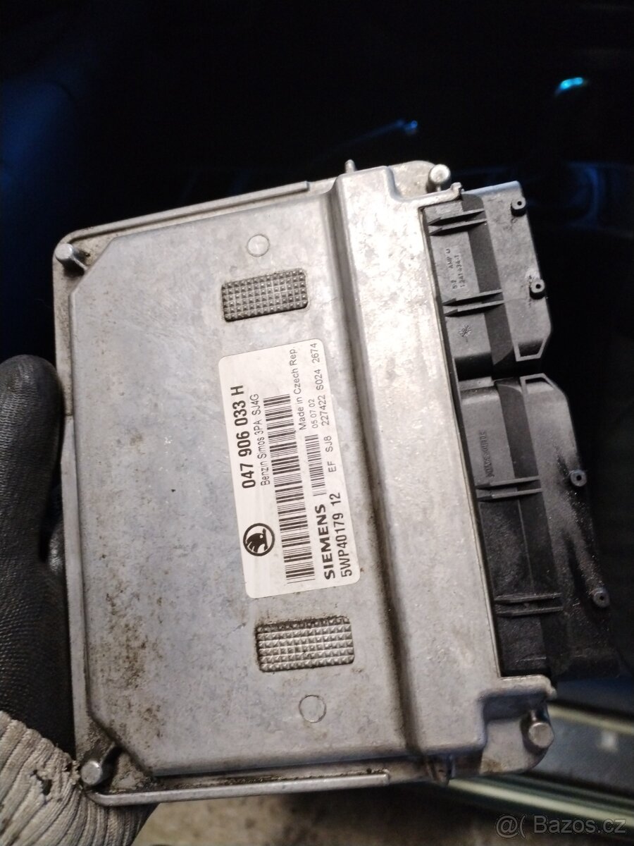 Řídící jednotka motoru 047 906 033 H