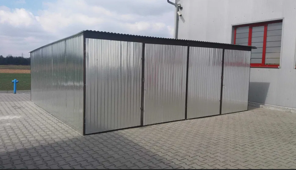 Plechová garáž 6x6