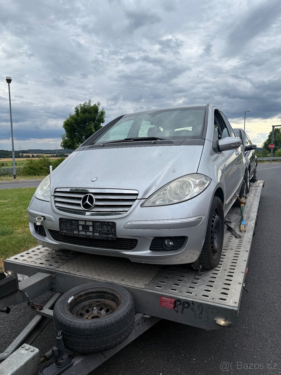 Mercedes benz A200 A 169