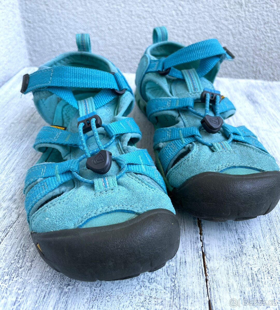 Sandálky zn. Keen vel.34/35