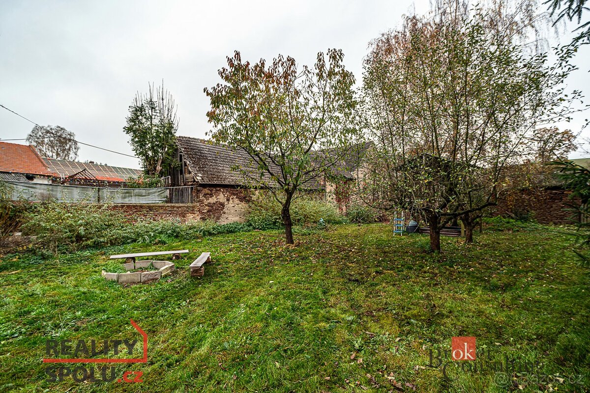 Prodej, pozemky/bydlení, 1432 m2, 28163 Nučice, Praha-východ