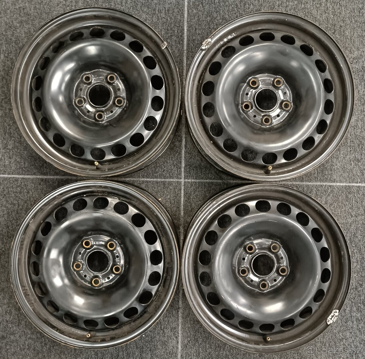 Plechové disky 5x112 ET41 6,5jx16" 57,1 4ks Superb, Passat