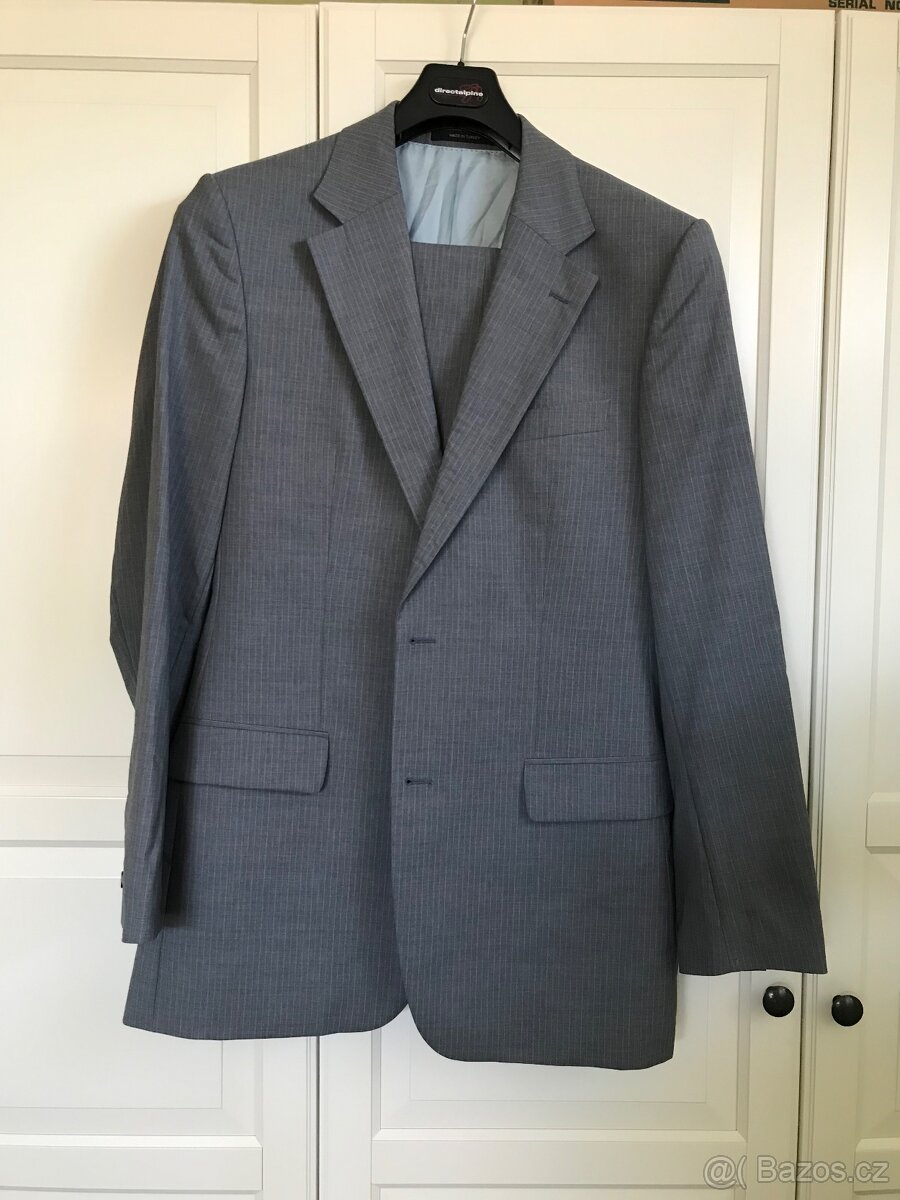 šedý oblek Hugo Boss,jemný proužek - sako NOVE, kalhoty TOP