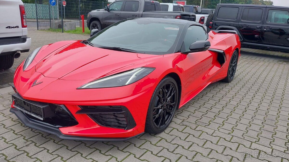 CORVETTE C8 STINGRAY