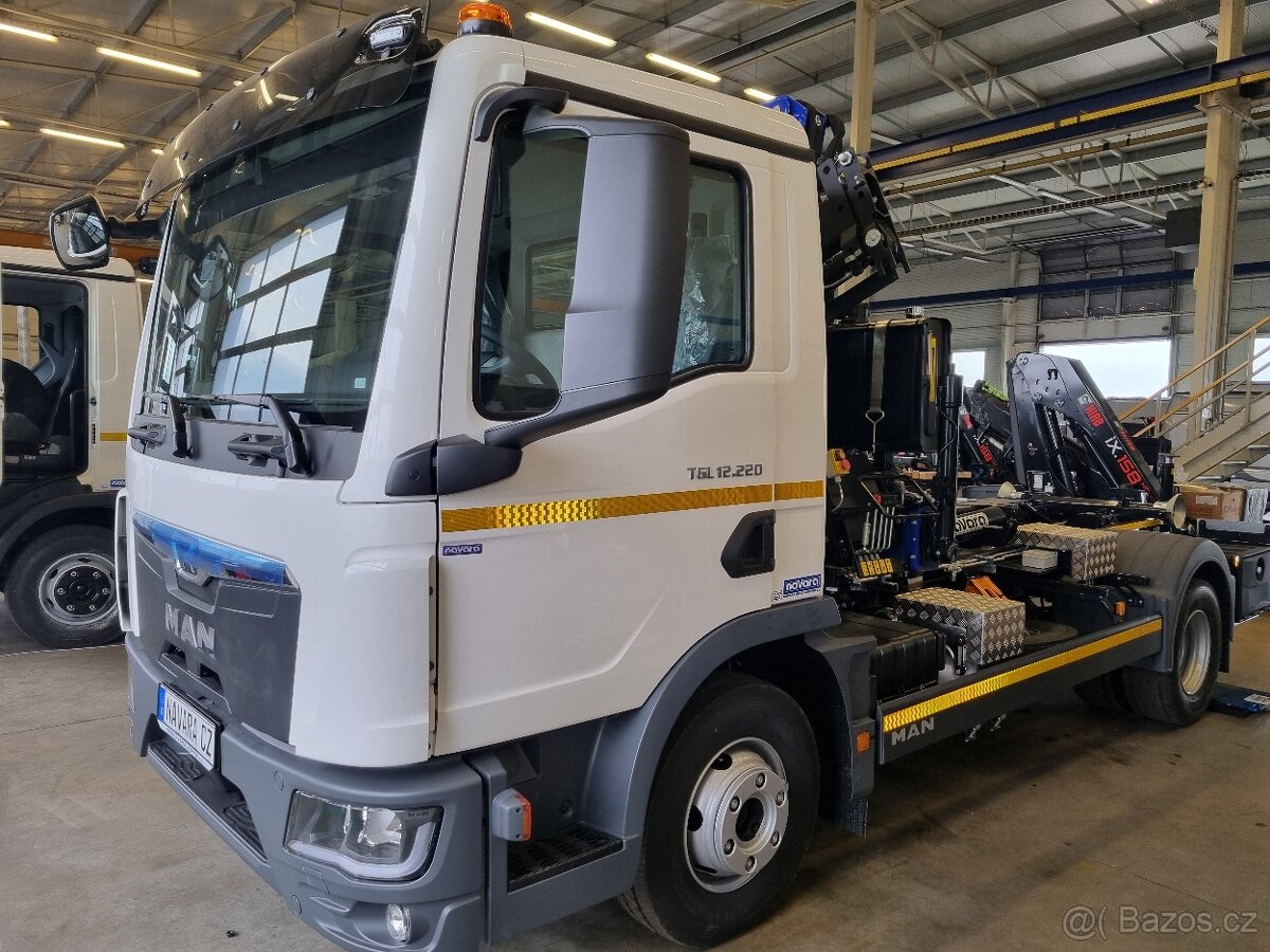 KONTEJNEROVKA MAN S HYDRAULICKOU RUKOU