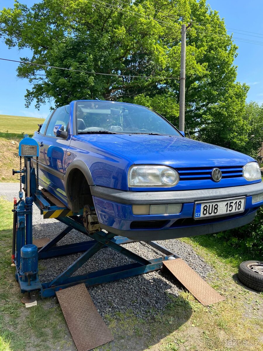 Nůžkový hydraulický zvedák 1,5 t