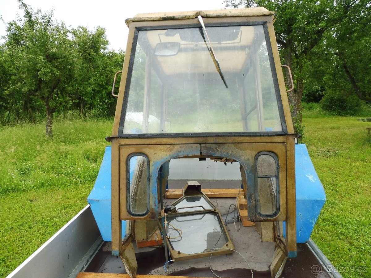 Kabina zetor