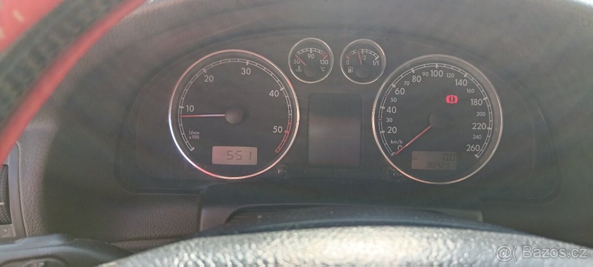 Prodávám pojízdného pasata b 5,5 1,9 96kw