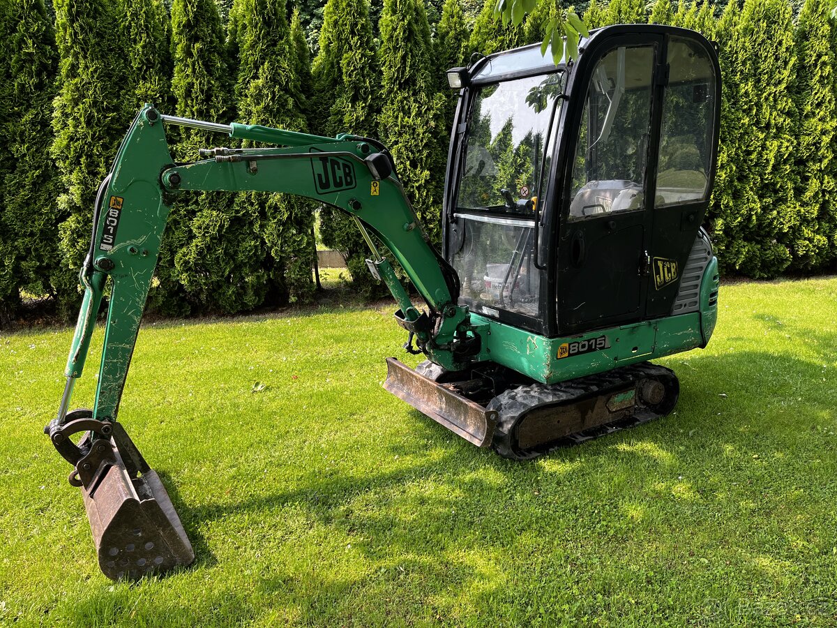 Minibagr JCB 8015