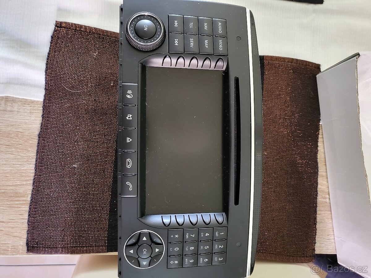 Original radio do Mercedes R w251