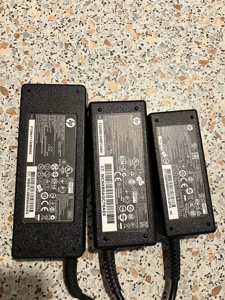 Napájecí adaptéry HP - Genuine HP powerSupply