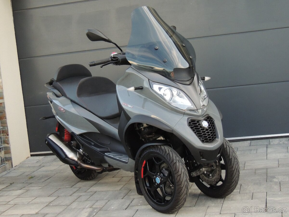 PIAGGIO MP3 500 HPE 2020 ABS ASR ZPÁTEČKA ,,B" řidičák
