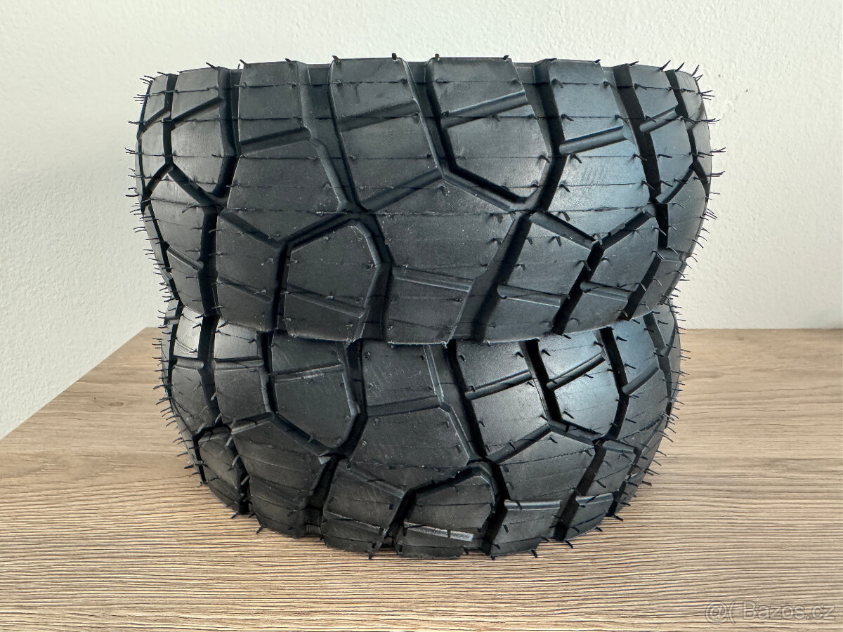 Nové pneumatiky 10x3.0-6.5