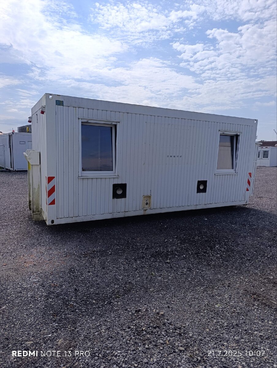 Kancelářský/obytný kontejner ABROLL 6X3m v.2,8m