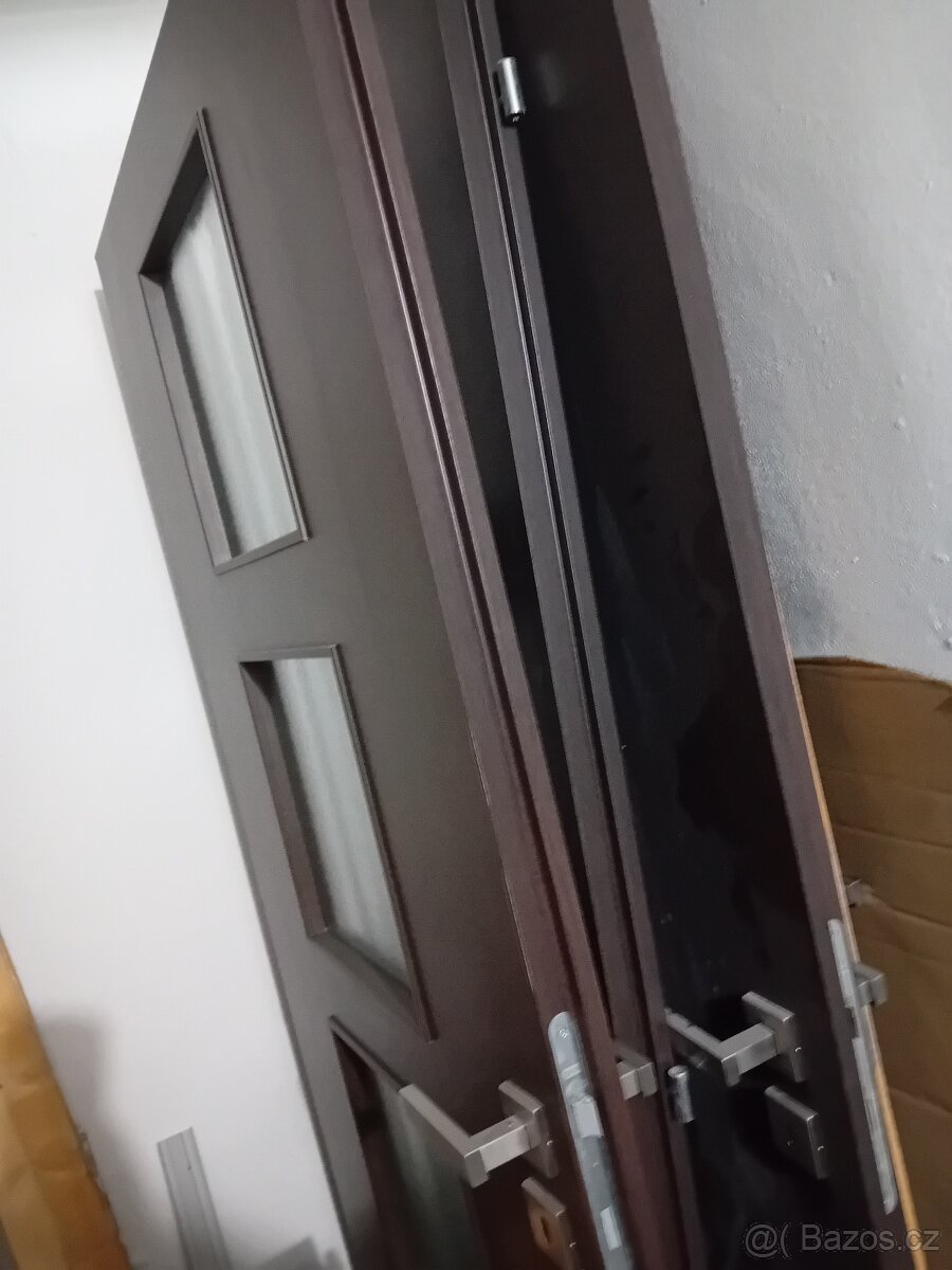 Prosklené dveře - 80 cm