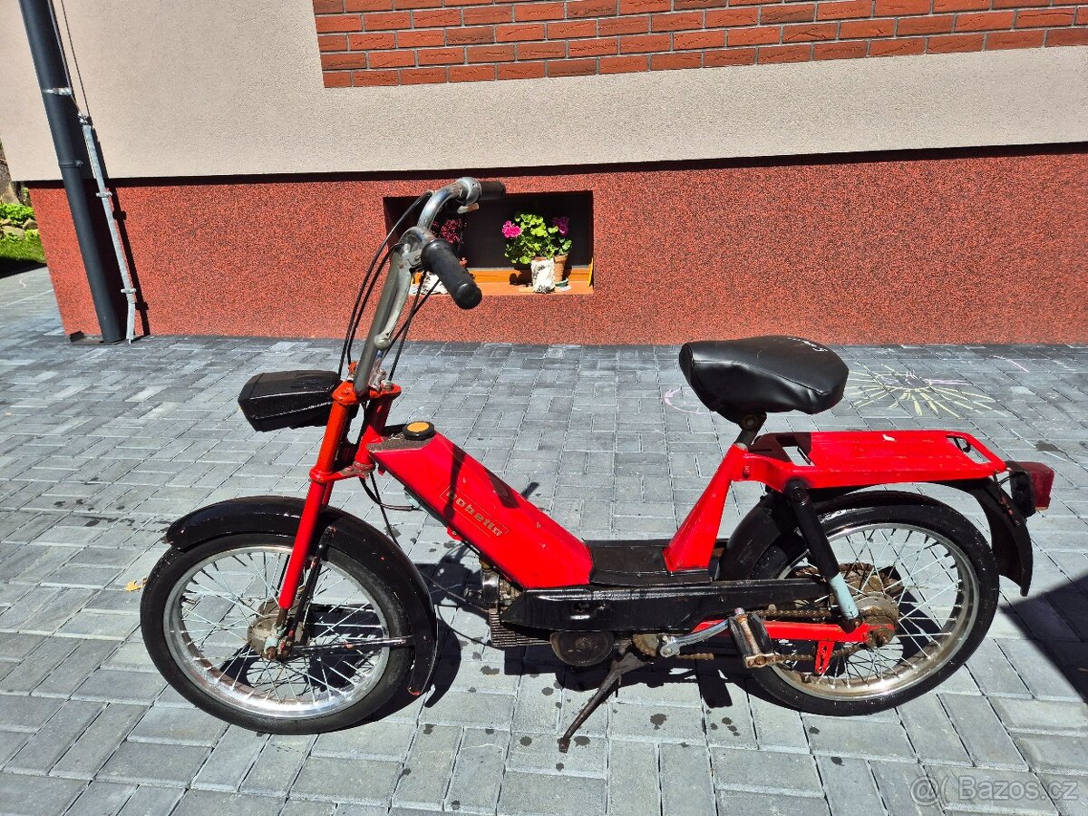 Babetta 207 s kartičkou, červená 2.