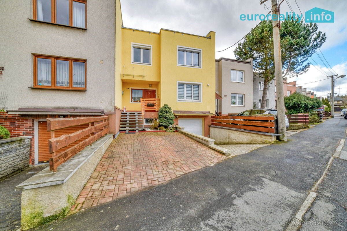 Prodej rodinný dům 221 m2, Mariánské Lázně, garáž, sauna