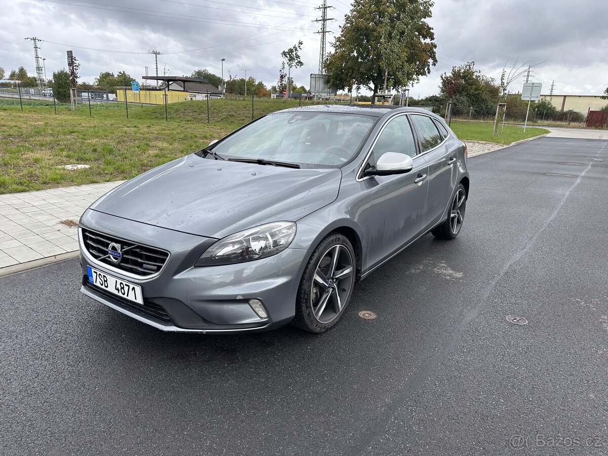 Volvo V40 2.0 D4 R-Design
