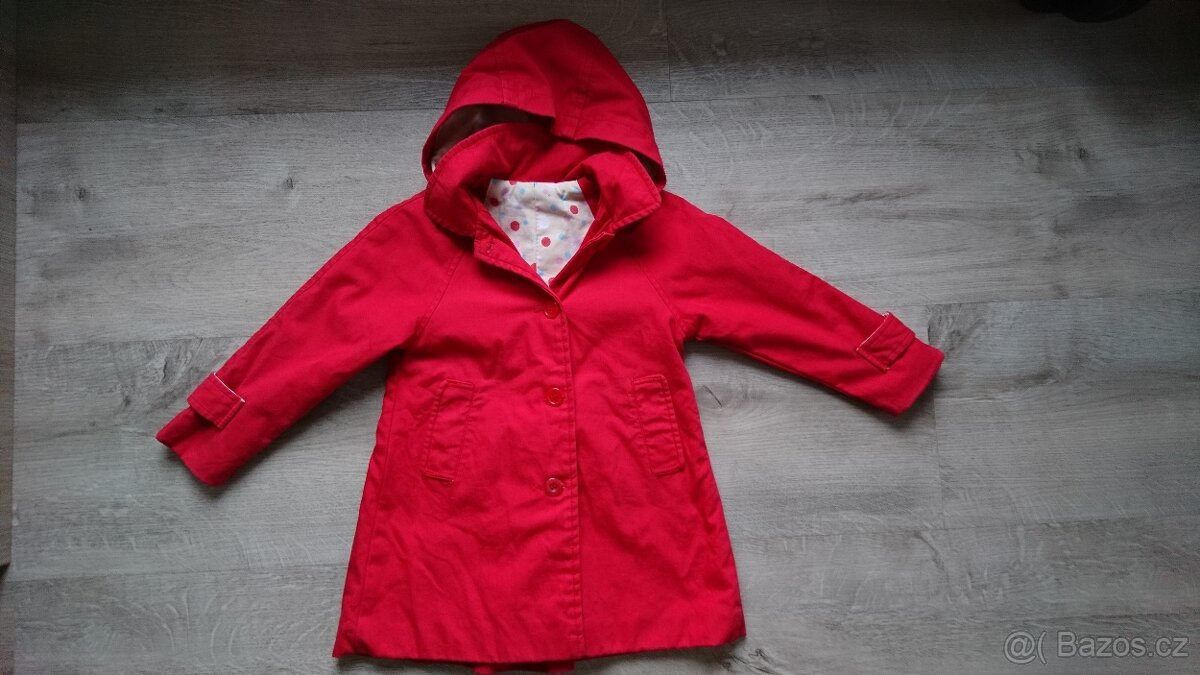 Přechodný dívčí kabátek St. Bernard, vel. 18-24 m.